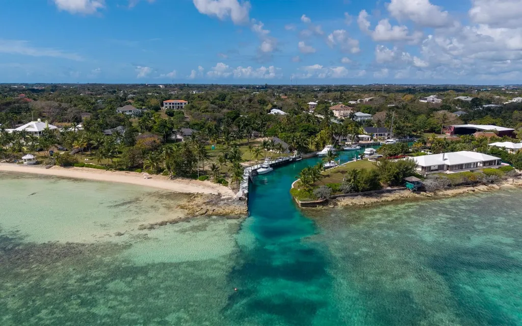 Lot A, Coconut Point New Providence Paradise Island BS