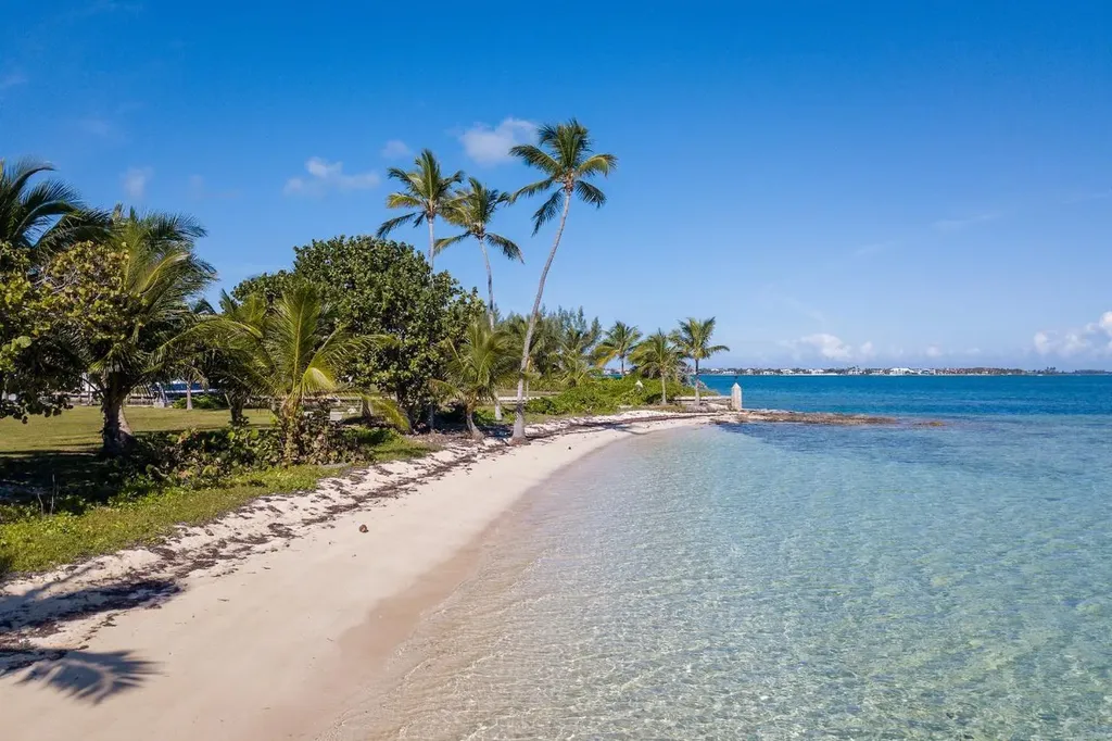 Lot A, Coconut Point New Providence Paradise Island BS