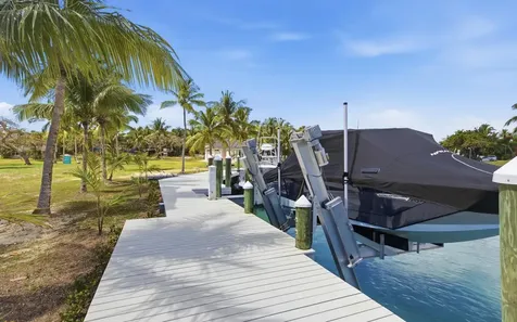 Lot A, Coconut Point New Providence Paradise Island BS