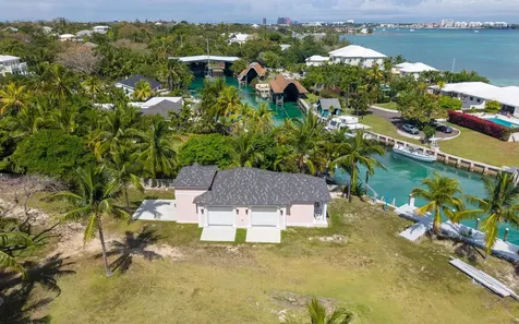 Lot A, Coconut Point New Providence Paradise Island BS