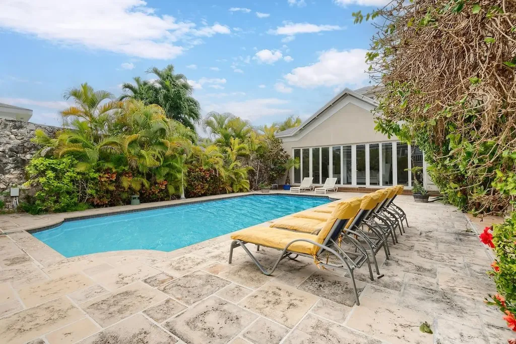 Brigadoon Estates 9 New Providence Paradise Island BS
