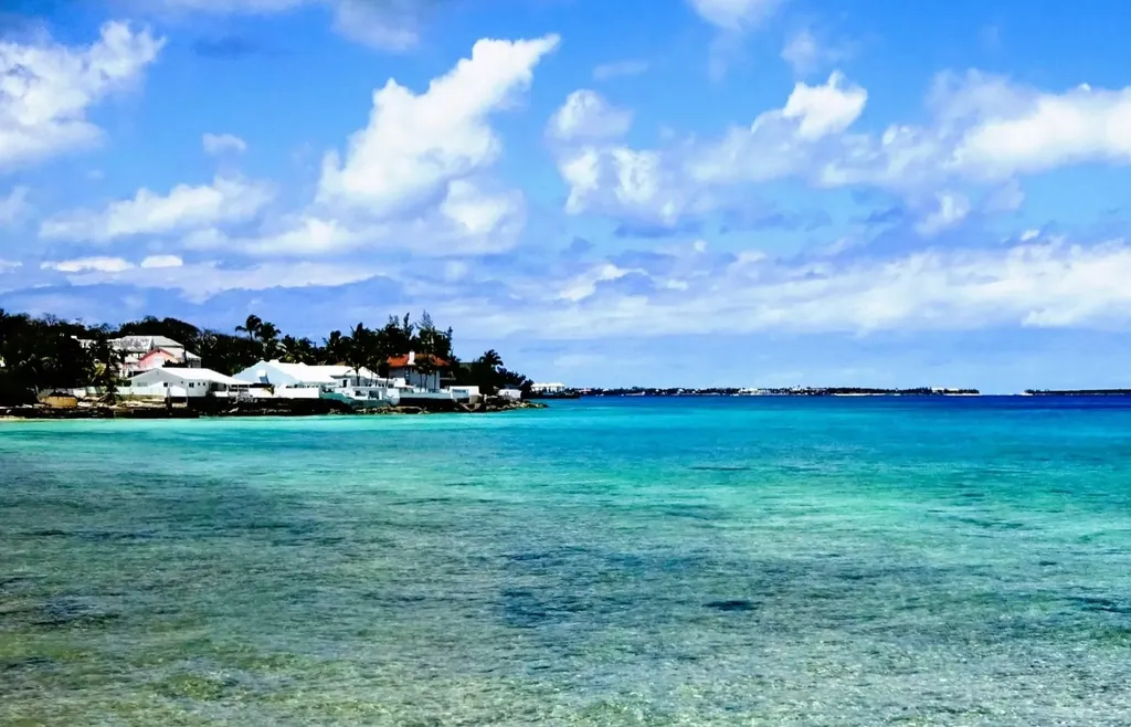 Aurora 48, Eastern Road New Providence Paradise Island BS