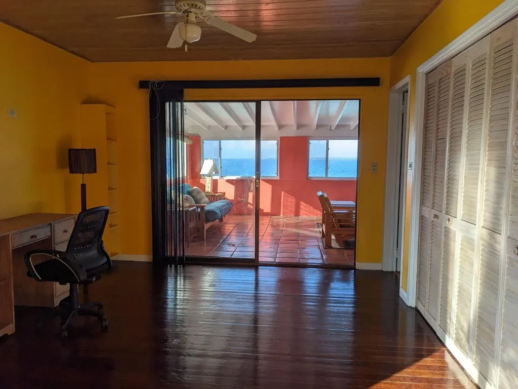 Aurora 48, Eastern Road New Providence Paradise Island BS