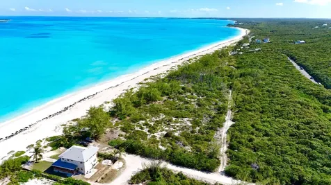 Queen's Highway, Jimmy Hi Exuma BS