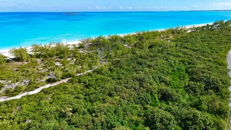 Queen's Highway, Jimmy Hi Exuma BS