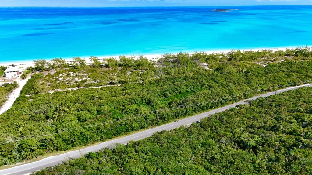 Queen's Highway, Jimmy Hi Exuma BS