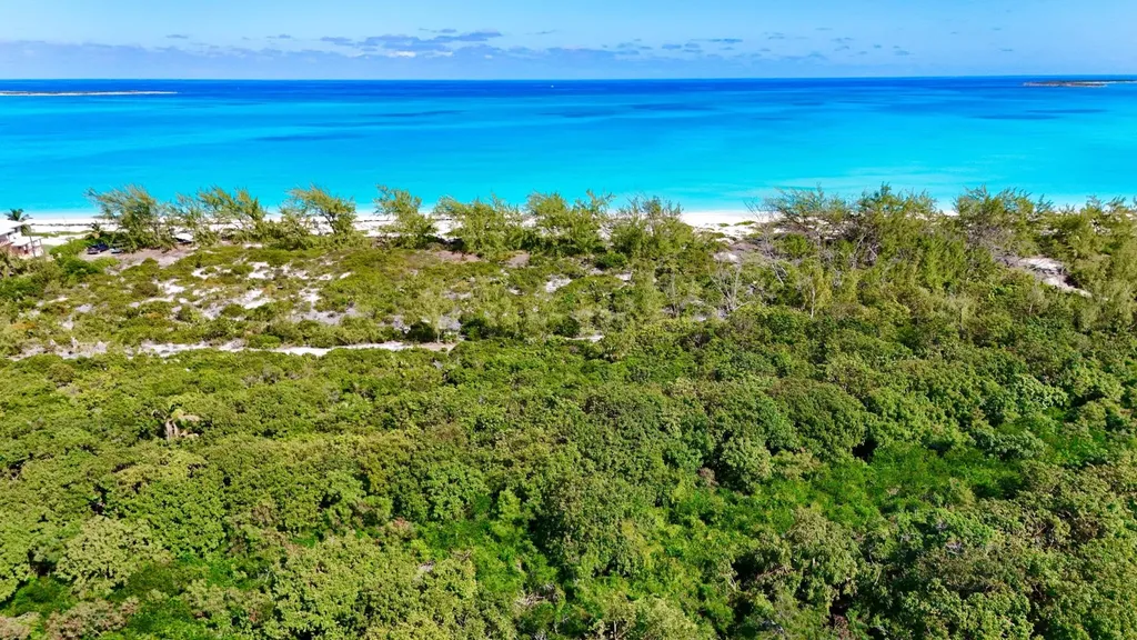 Queen's Highway, Jimmy Hi Exuma BS