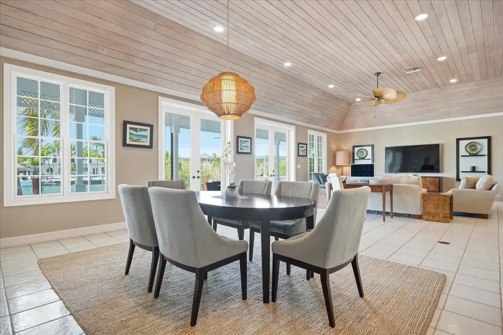 3 Beach Island New Providence Paradise Island BS