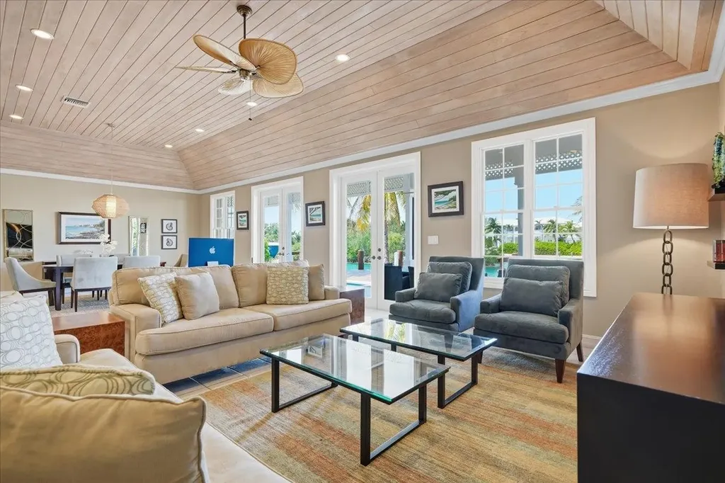 3 Beach Island New Providence Paradise Island BS