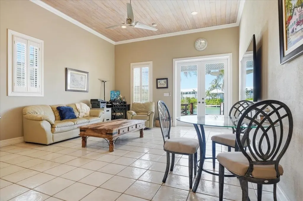 3 Beach Island New Providence Paradise Island BS