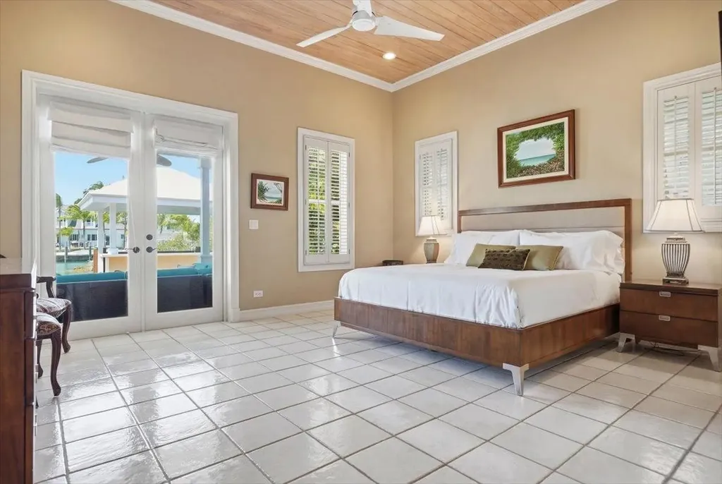 3 Beach Island New Providence Paradise Island BS