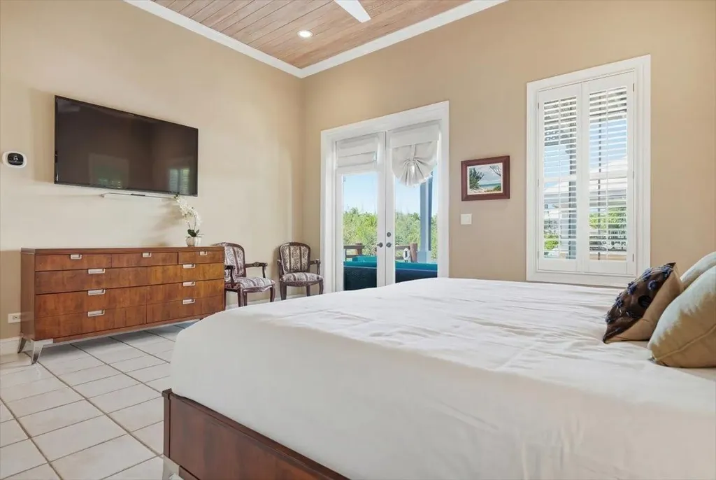 3 Beach Island New Providence Paradise Island BS