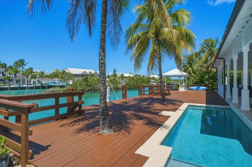 3 Beach Island New Providence Paradise Island BS