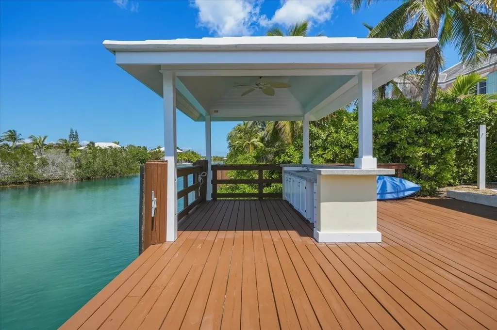 3 Beach Island New Providence Paradise Island BS