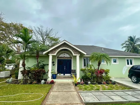 Coral Boulevard New Providence Paradise Island BS
