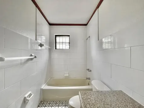 Blenheim Road, Stapledon 29 New Providence Paradise Island BS