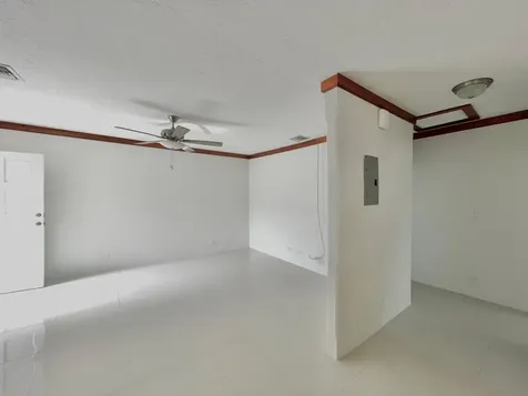 Blenheim Road, Stapledon 29 New Providence Paradise Island BS