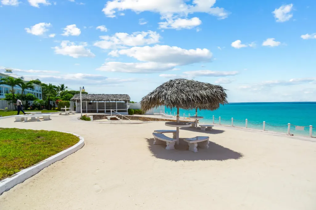 Towers Of Cable Beach New Providence Paradise Island BS