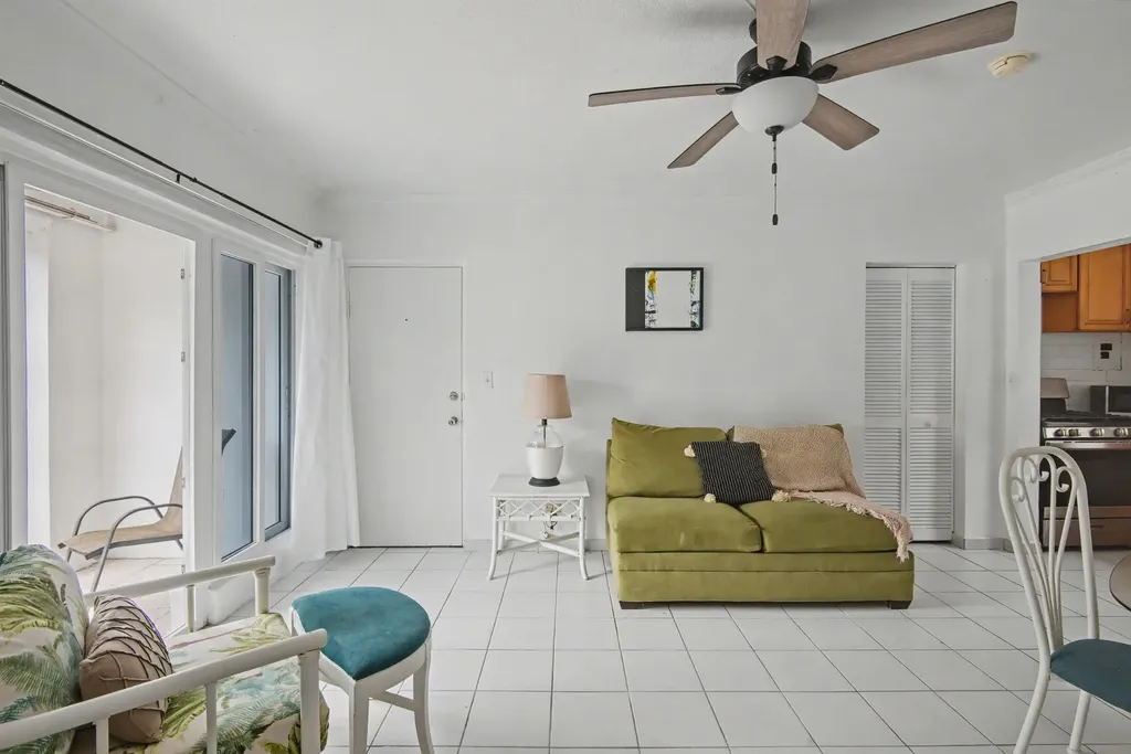 Towers Of Cable Beach New Providence Paradise Island BS