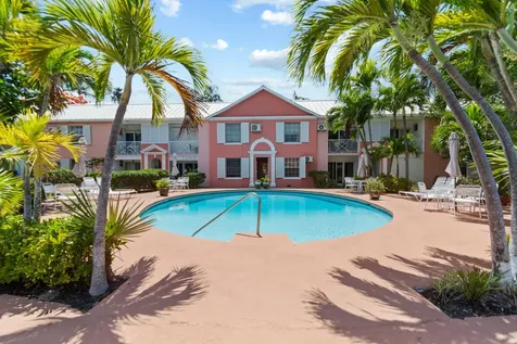 Towers Of Cable Beach New Providence Paradise Island BS