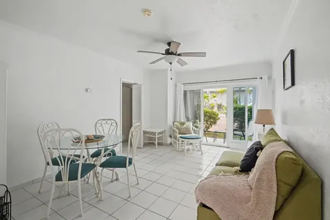 Towers Of Cable Beach New Providence Paradise Island BS