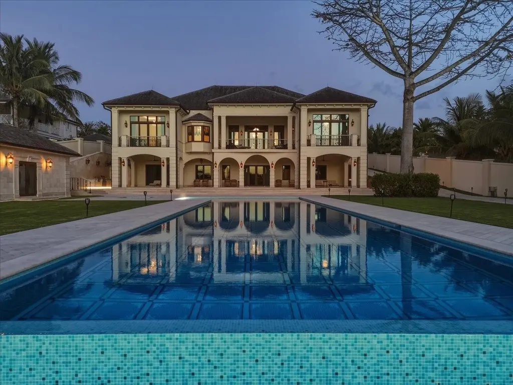 3 Old Fort Drive New Providence Paradise Island BS