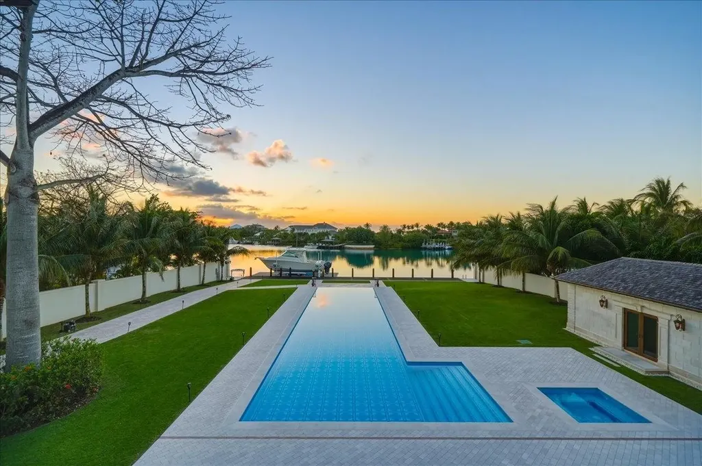 3 Old Fort Drive New Providence Paradise Island BS