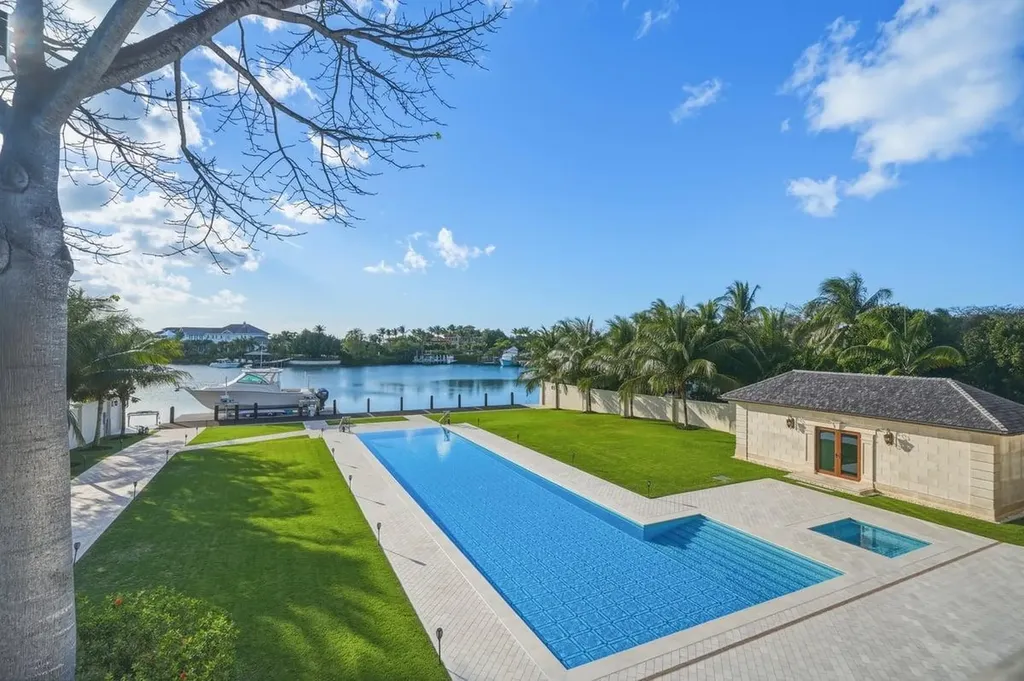 3 Old Fort Drive New Providence Paradise Island BS