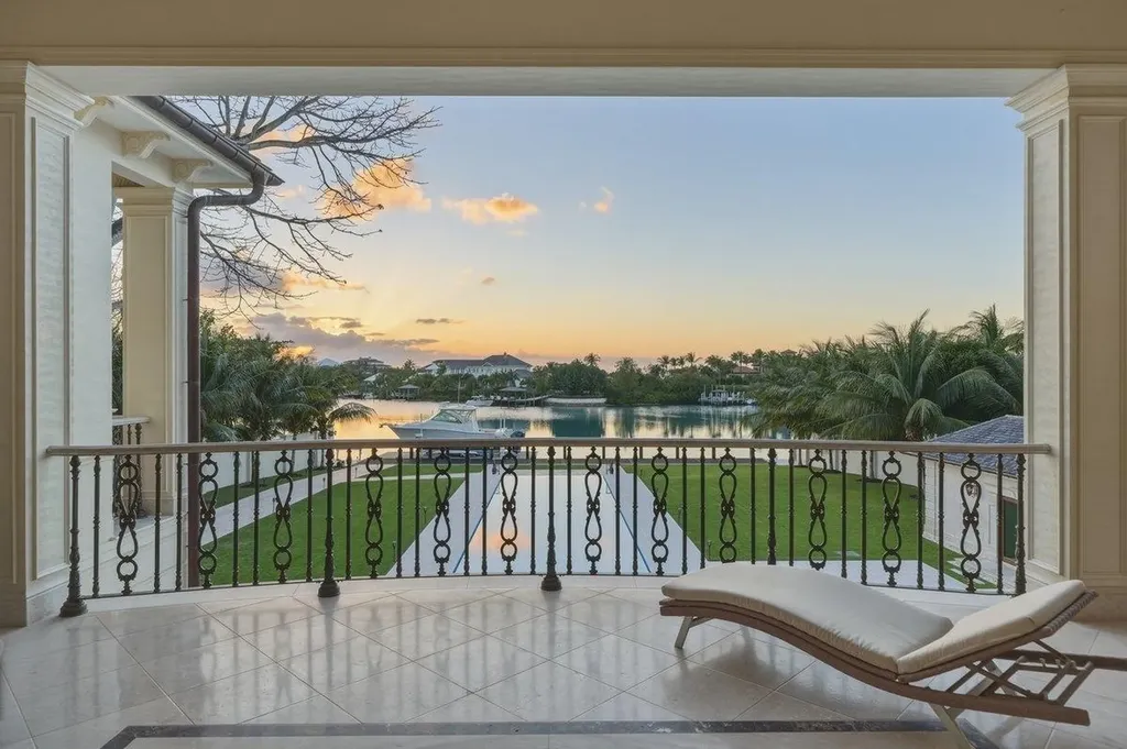 3 Old Fort Drive New Providence Paradise Island BS