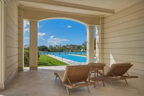 3 Old Fort Drive New Providence Paradise Island BS