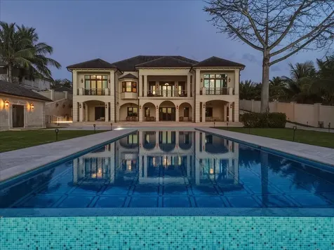 3 Old Fort Drive New Providence Paradise Island BS