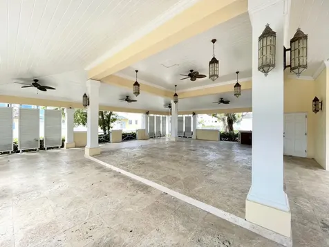 Coral Reef Circle New Providence Paradise Island BS