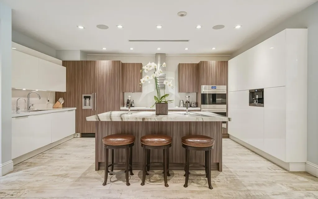 Sunnyside Condominiums New Providence Paradise Island BS
