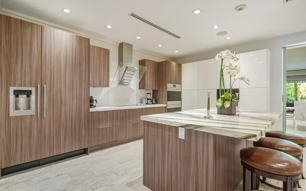 Sunnyside Condominiums New Providence Paradise Island BS
