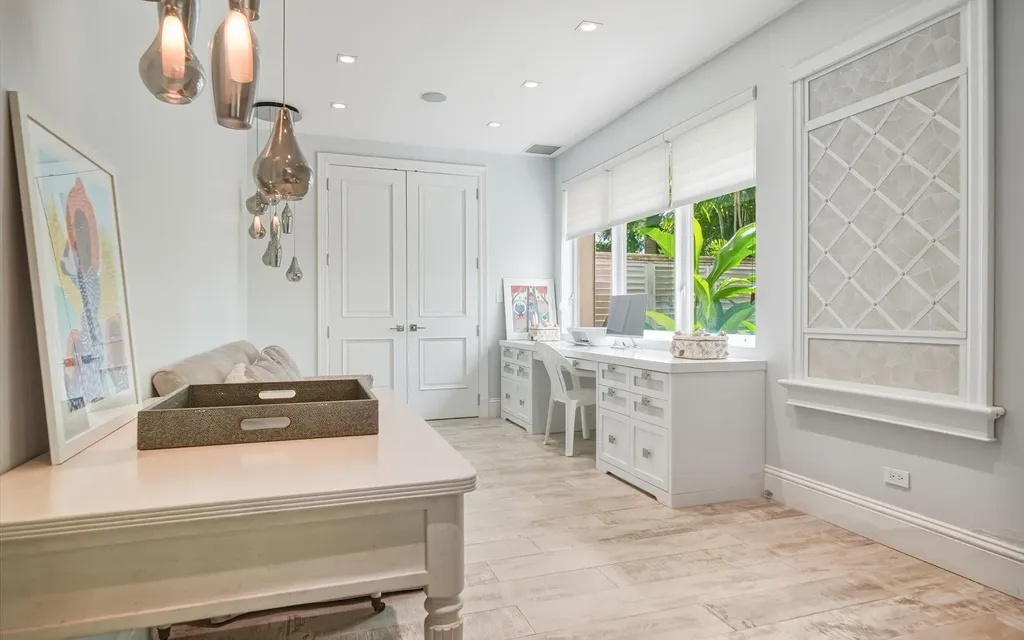 Sunnyside Condominiums New Providence Paradise Island BS