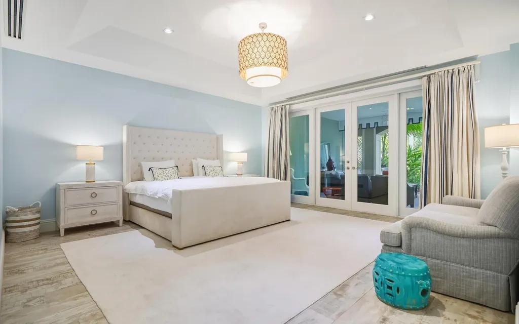 Sunnyside Condominiums New Providence Paradise Island BS