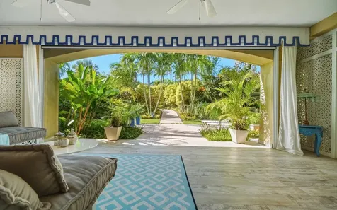Sunnyside Condominiums New Providence Paradise Island BS