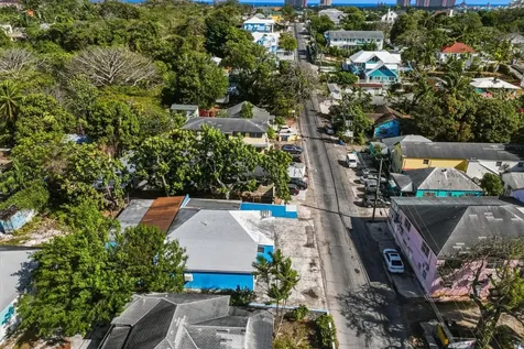 58 Montrose Avenue New Providence Paradise Island BS