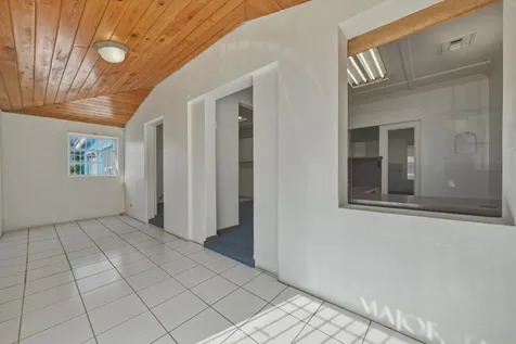 58 Montrose Avenue New Providence Paradise Island BS
