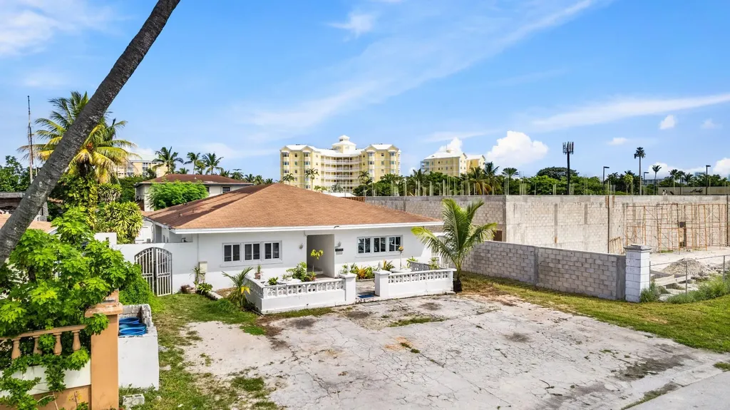 18 Hampshire Street New Providence Paradise Island BS