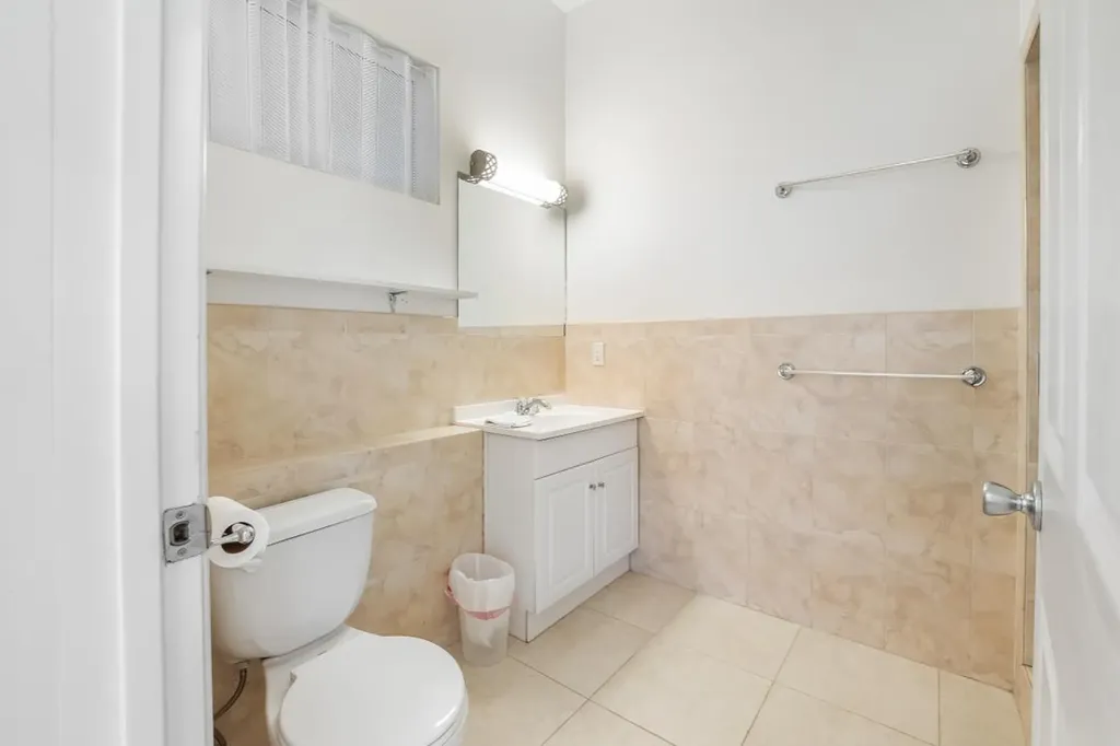 Royal Palm Way Grand Bahama Freeport BS