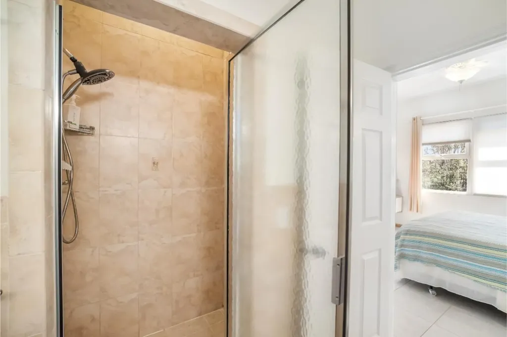 Royal Palm Way Grand Bahama Freeport BS