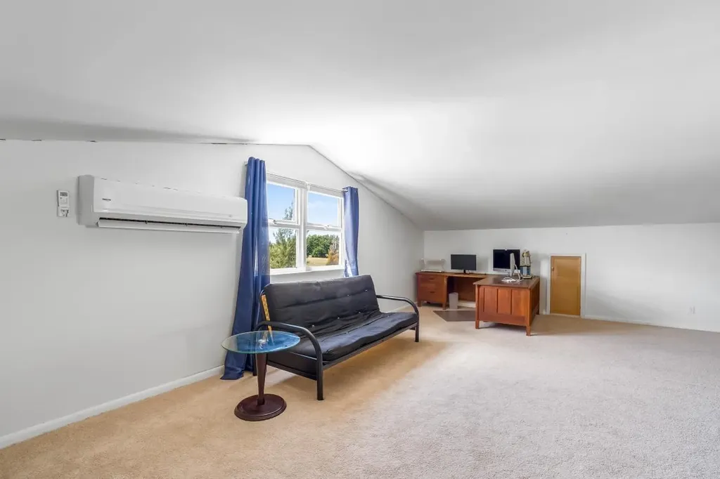 Royal Palm Way Grand Bahama Freeport BS