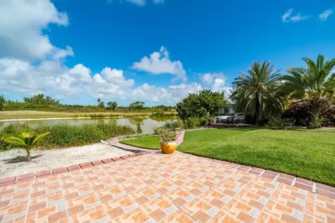 Royal Palm Way Grand Bahama Freeport BS