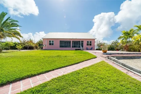 Royal Palm Way Grand Bahama Freeport BS
