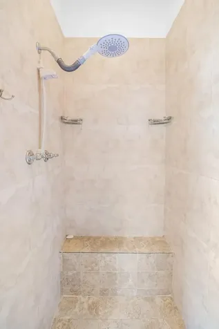 Royal Palm Way Grand Bahama Freeport BS