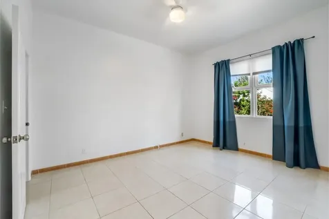 Royal Palm Way Grand Bahama Freeport BS