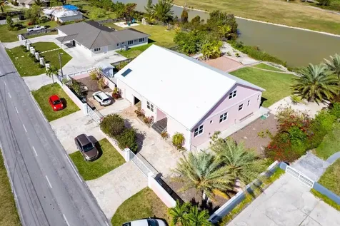 Royal Palm Way Grand Bahama Freeport BS