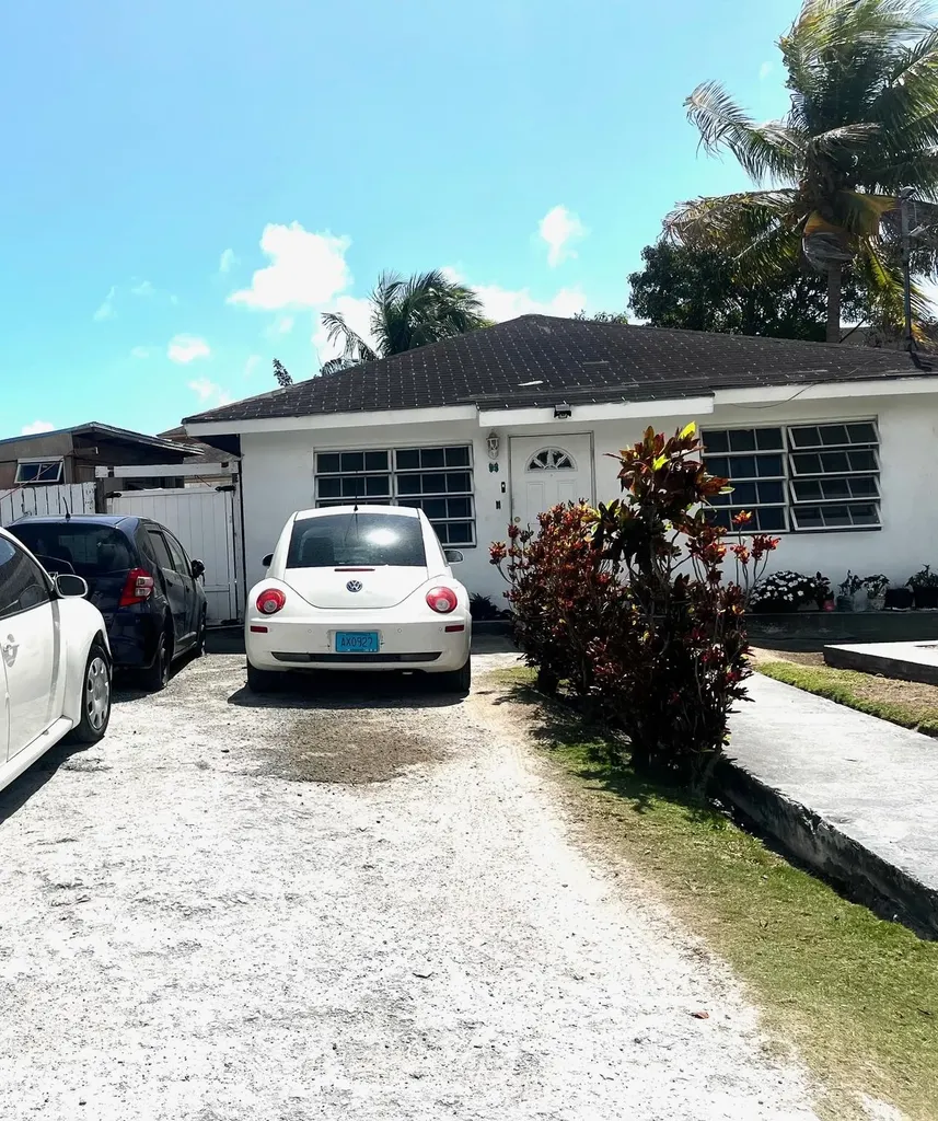 Street Vincent Road New Providence Paradise Island BS
