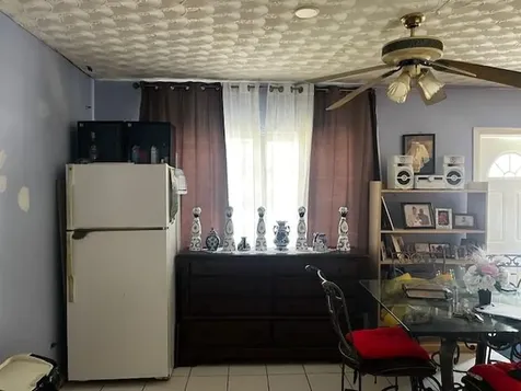 Street Vincent Road New Providence Paradise Island BS
